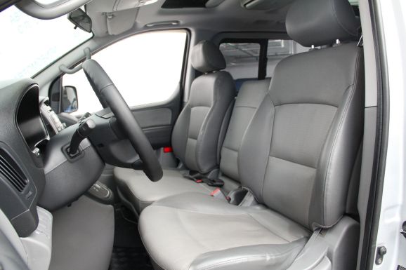Hyundai Grand Starex, 2.5 л, АТ, 2009 фото 14