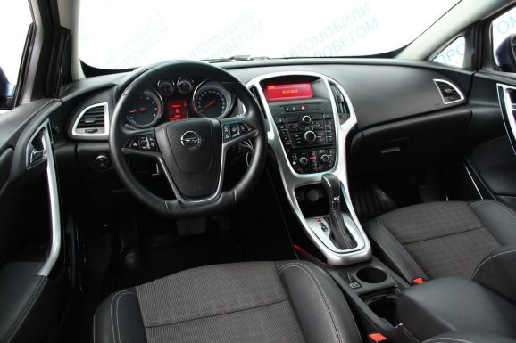 Opel Astra Sport, 1.4 л, АТ, 2013 фото 9