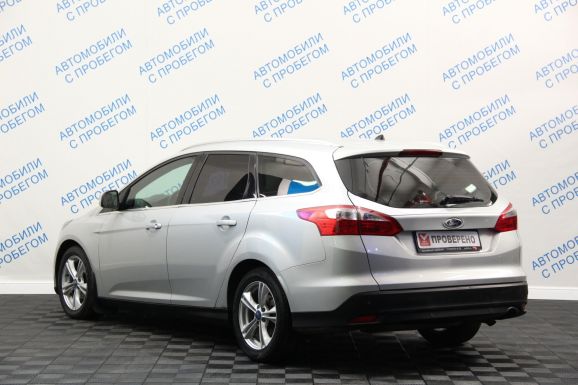 Ford Focus Titanium, 1.6 л, Робот, 2014 фото 6