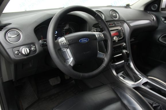 Ford Mondeo Titanium, 2.0 л, Робот, 2012 фото 8