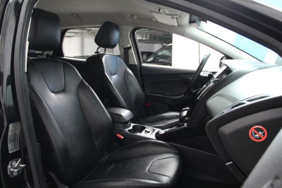 Ford Focus, 1.6 л, Робот, 2014 фото 2