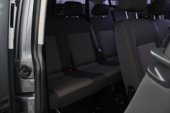 Volkswagen Caravelle Comfortline, 2.0 л, МТ, 2013 фото 2