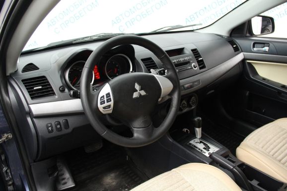 Mitsubishi Lancer, 2.0 л, Вариатор, 2010 фото 10