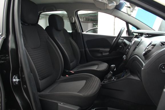 Renault Kaptur Style, 1.6 л, Вариатор, 2017 фото 2