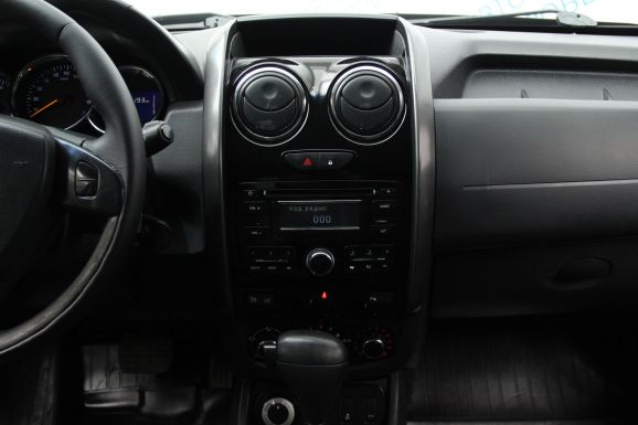 Renault Duster, 2.0 л, АТ, 2019 фото 9