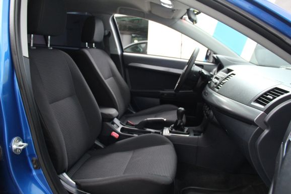 Mitsubishi Lancer Invite+, 1.8 л, МТ, 2011 фото 2