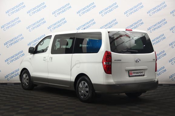 Hyundai H-1, 2.5 л, МТ, 2011 фото 5