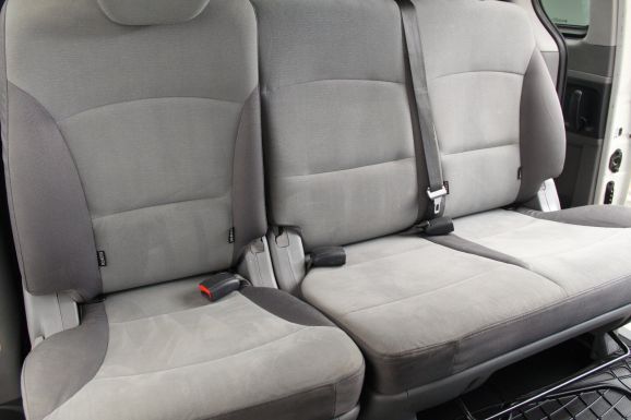 Hyundai H-1, 2.5 л, МТ, 2011 фото 2