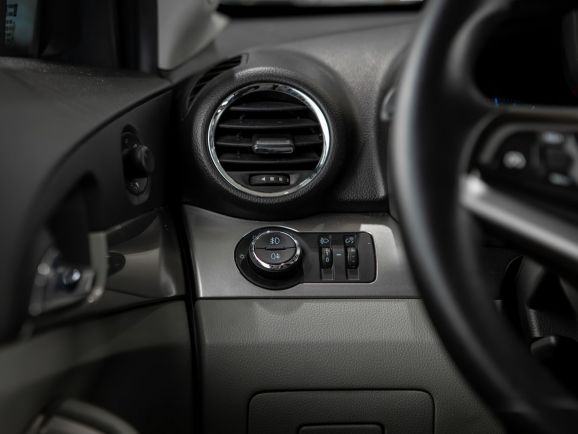 Chevrolet Orlando, АТ, 2011 фото 1