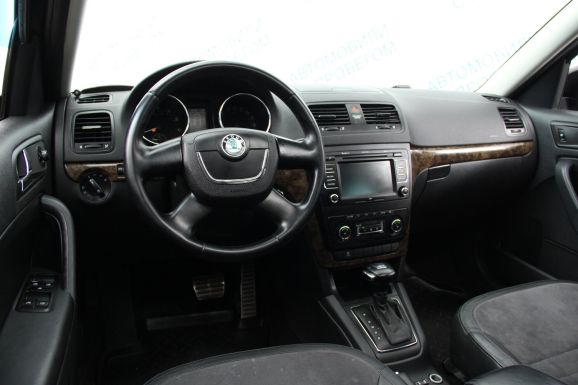 Skoda Yeti Elegance, 1.2 л, Робот, 2012 фото 7
