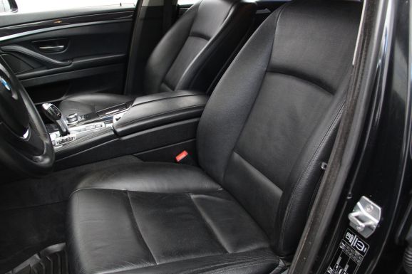 BMW 5 серии 520i, 2.0 л, АТ, 2015 фото 2