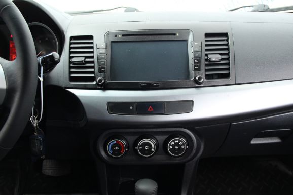Mitsubishi Lancer, 2.0 л, Вариатор, 2009 фото 10