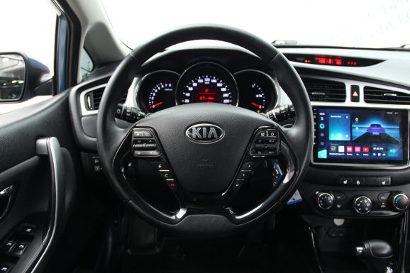 Kia Ceed Luxe, 1.6 л, АТ, 2012 фото 8
