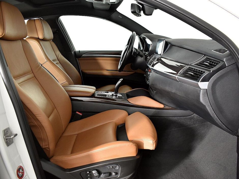 BMW X6, 3.0 л, АТ, 2012 фото 2