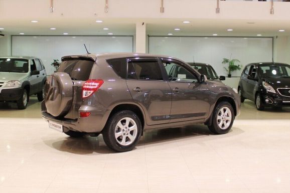 Toyota RAV4, 2.0 л, Вариатор, 2011 фото 6