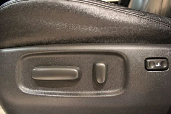 Toyota RAV4, 2.0 л, Вариатор, 2011 фото 13