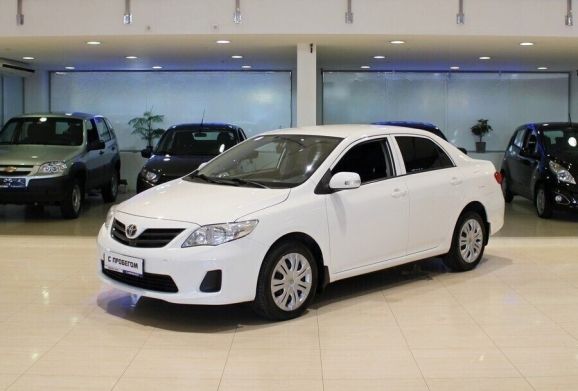Toyota Corolla, 1.6 л, АТ, 2011 фото 3