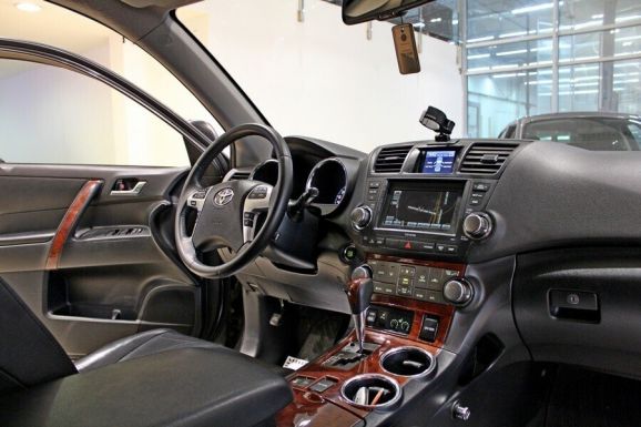 Toyota Highlander, 3.5 л, АТ, 2013 фото 7