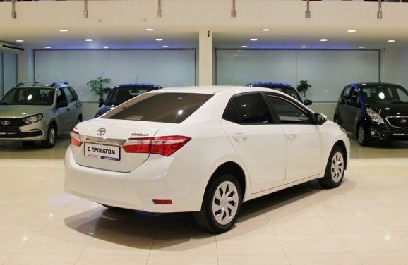 Toyota Corolla, 1.6 л, Вариатор, 2013 фото 6