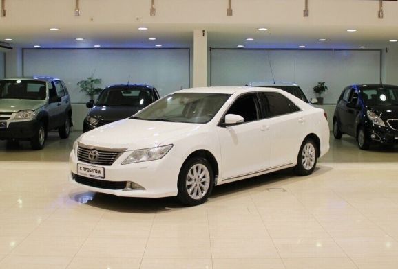 Toyota Camry, 2.5 л, АТ, 2011 фото 3