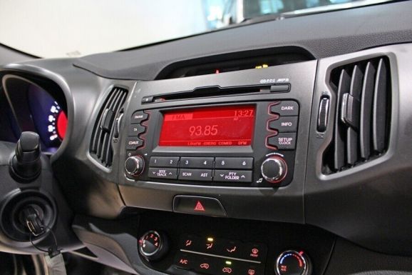Kia Sportage, 2.0 л, АТ, 2010 фото 8