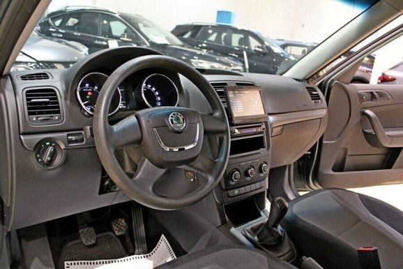Skoda Yeti, 1.2 л, МТ, 2011 фото 1