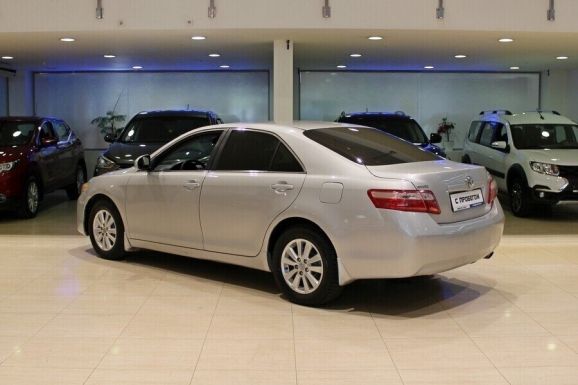 Toyota Camry, 2.4 л, АТ, 2010 фото 5