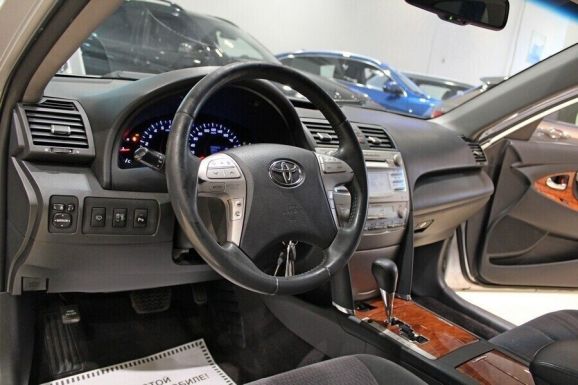 Toyota Camry, 2.4 л, АТ, 2010 фото 12