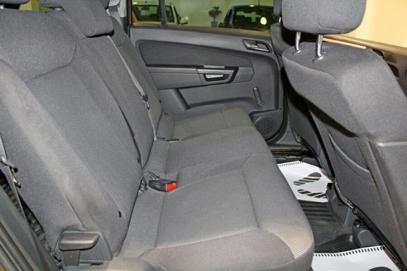 Opel Zafira, 1.8 л, Робот, 2008 фото 8
